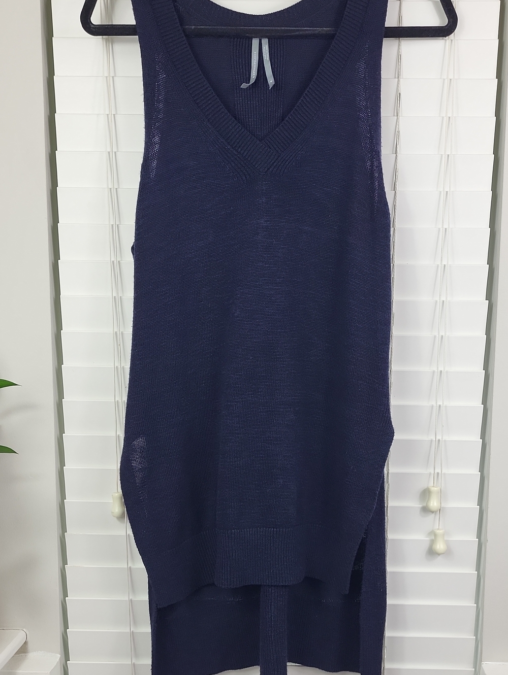 Anthropologie  Navy blue V-Neck Knit Sweater Vest. Size S